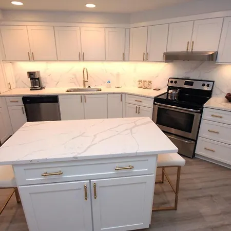 Sleeps 8 - Renovated Beachfront Condo At Westwinds, Sandestin With Gulf Views, Private Beach Access